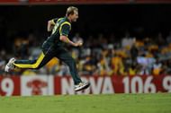 BRISBANE, AUSTRALIA - MARCH 04:  Brett Lee of Australia bowls during the first One Day International final match between Australia and Sri Lanka at The Gabba on March 4, 2012 in Brisbane, Australia.  (Photo by Matt Roberts/Getty Images)